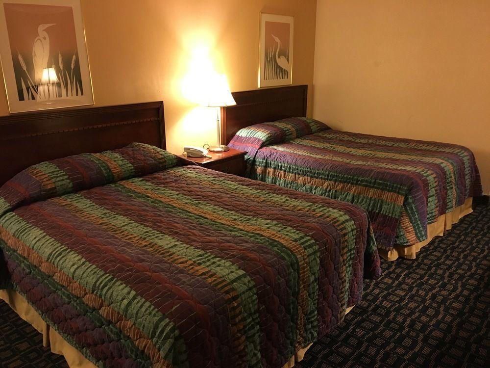 Oyo Woodland Hotel And Suites Eksteriør bilde